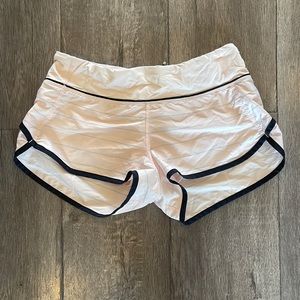 Lululemon speed ups 2.5 “